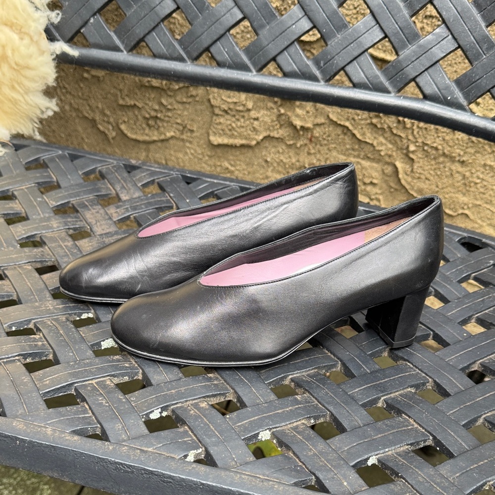 Taryn Rose Black Leather Heels